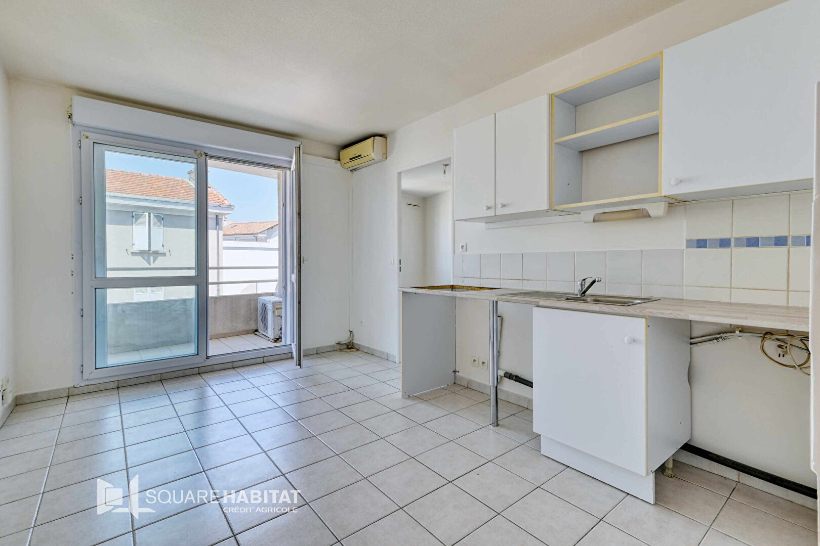 Appartement 2 pièces - 27m² - MARSEILLE  - 10ème