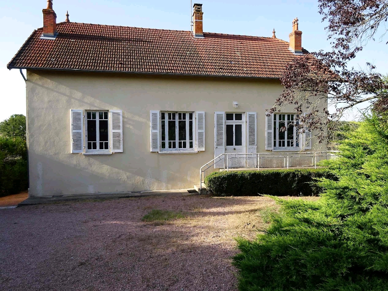 Maison 6 pièces - 121m² - LE DONJON