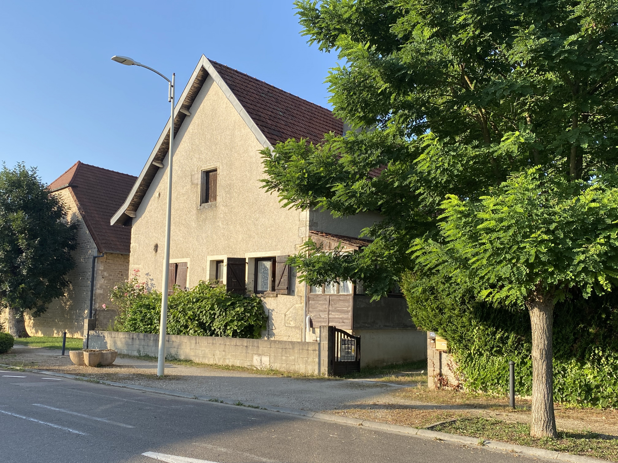 Maison 6 pièces - 105m² - BRETENIERE