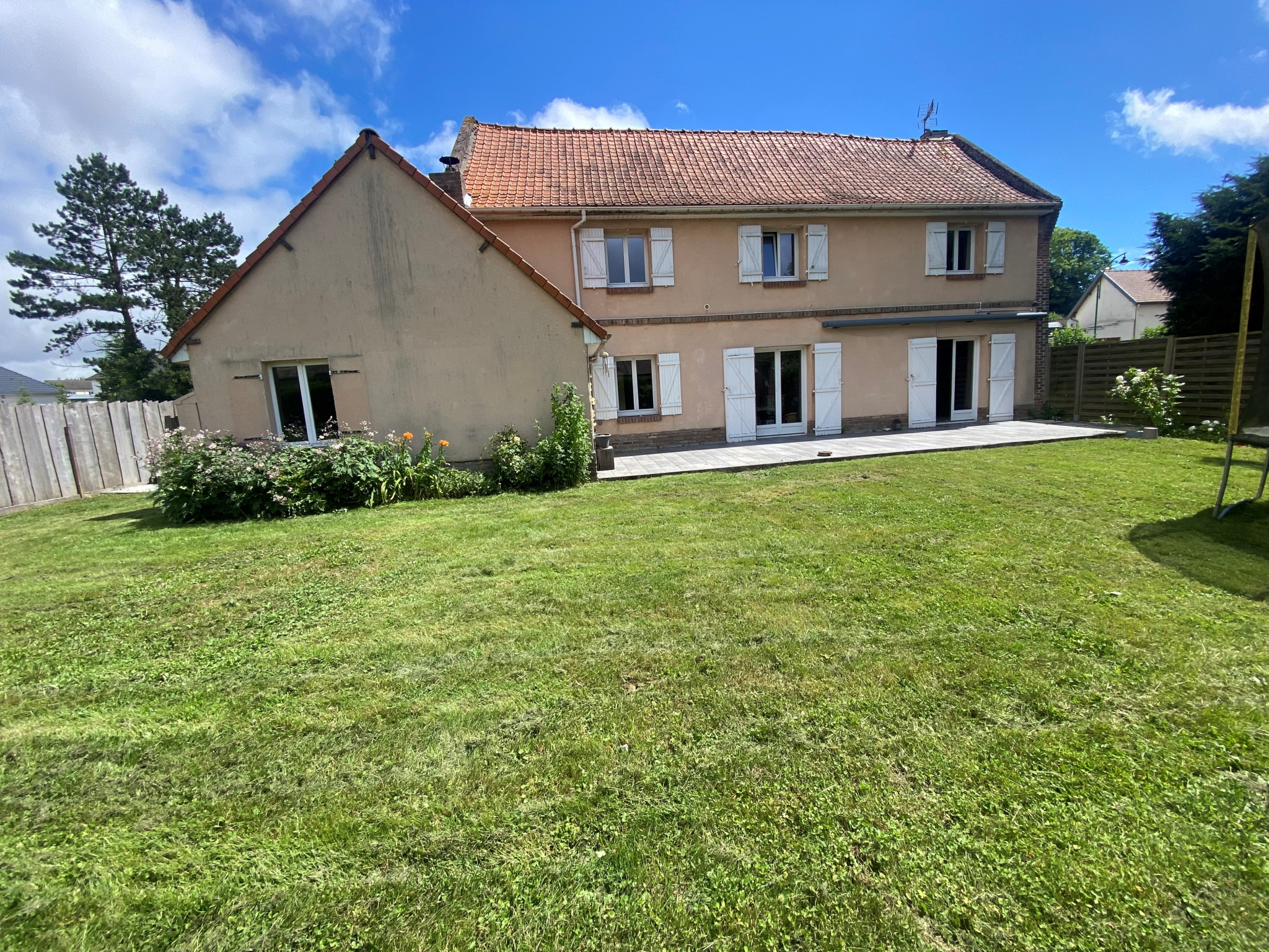 Maison 6 pièces - 150m² - ST SAUFLIEU