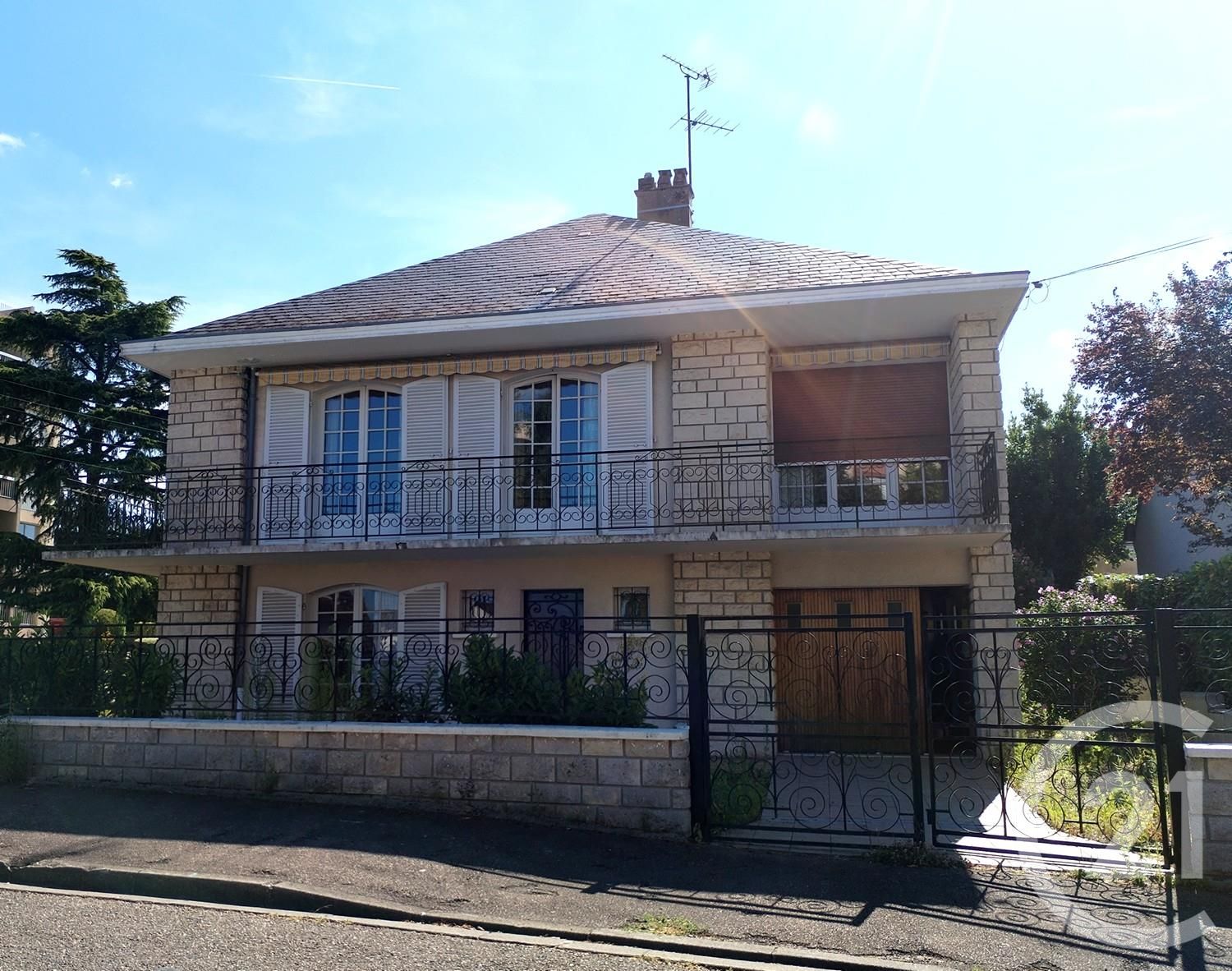 Maison 7 pièces - 166m² - NEVERS