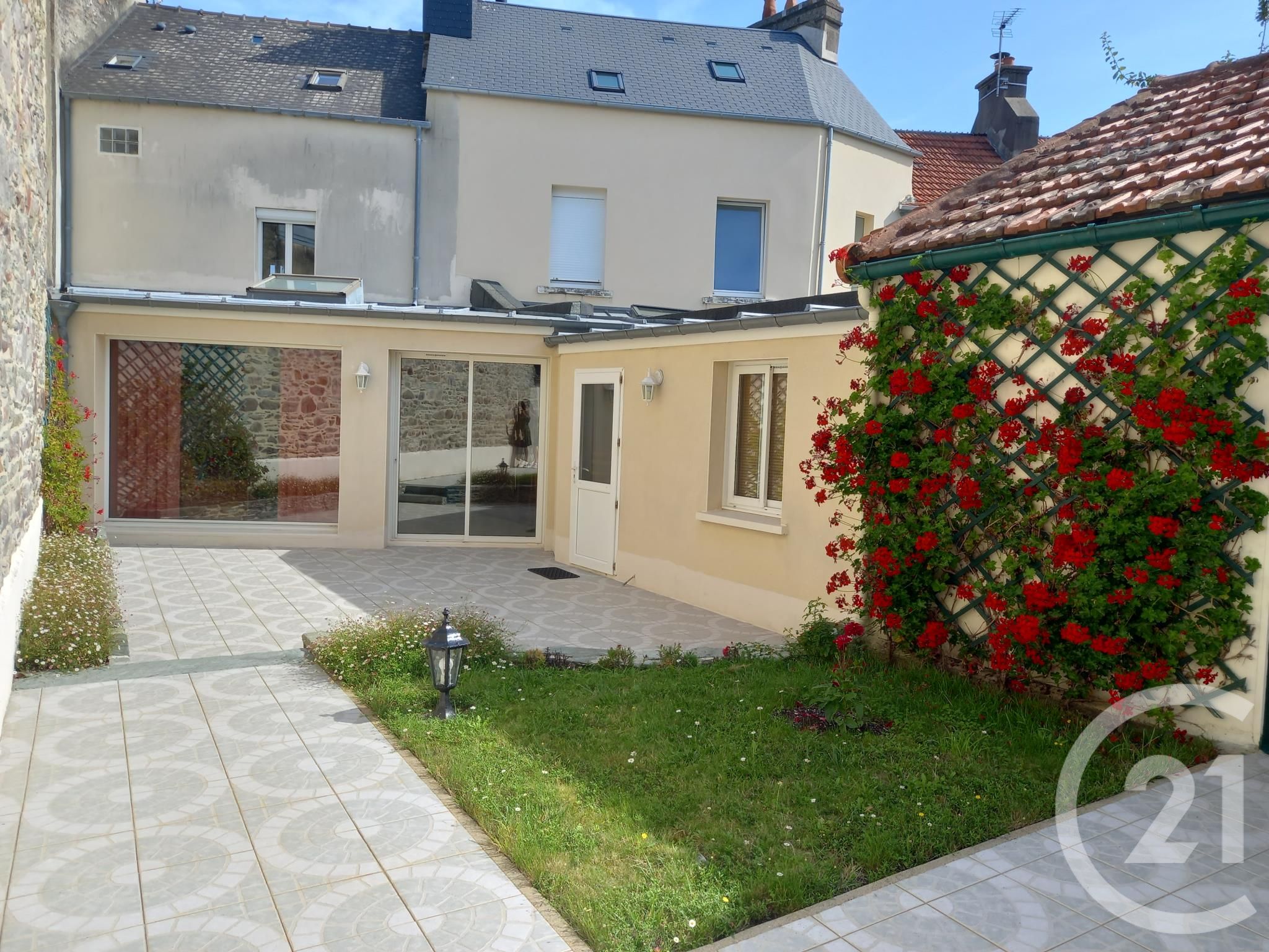 Maison 4 pièces - 129m² - CHERBOURG-EN-COTENTIN