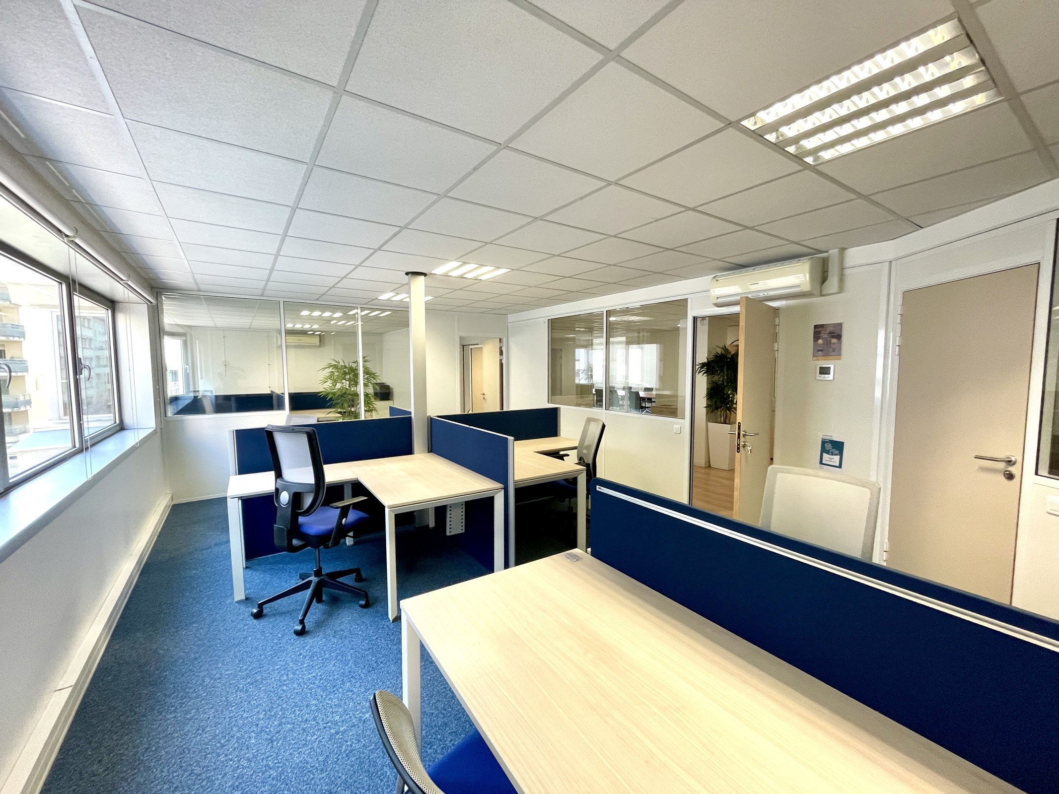 Local Professionnel  - 88m² - LYON  - 3ème