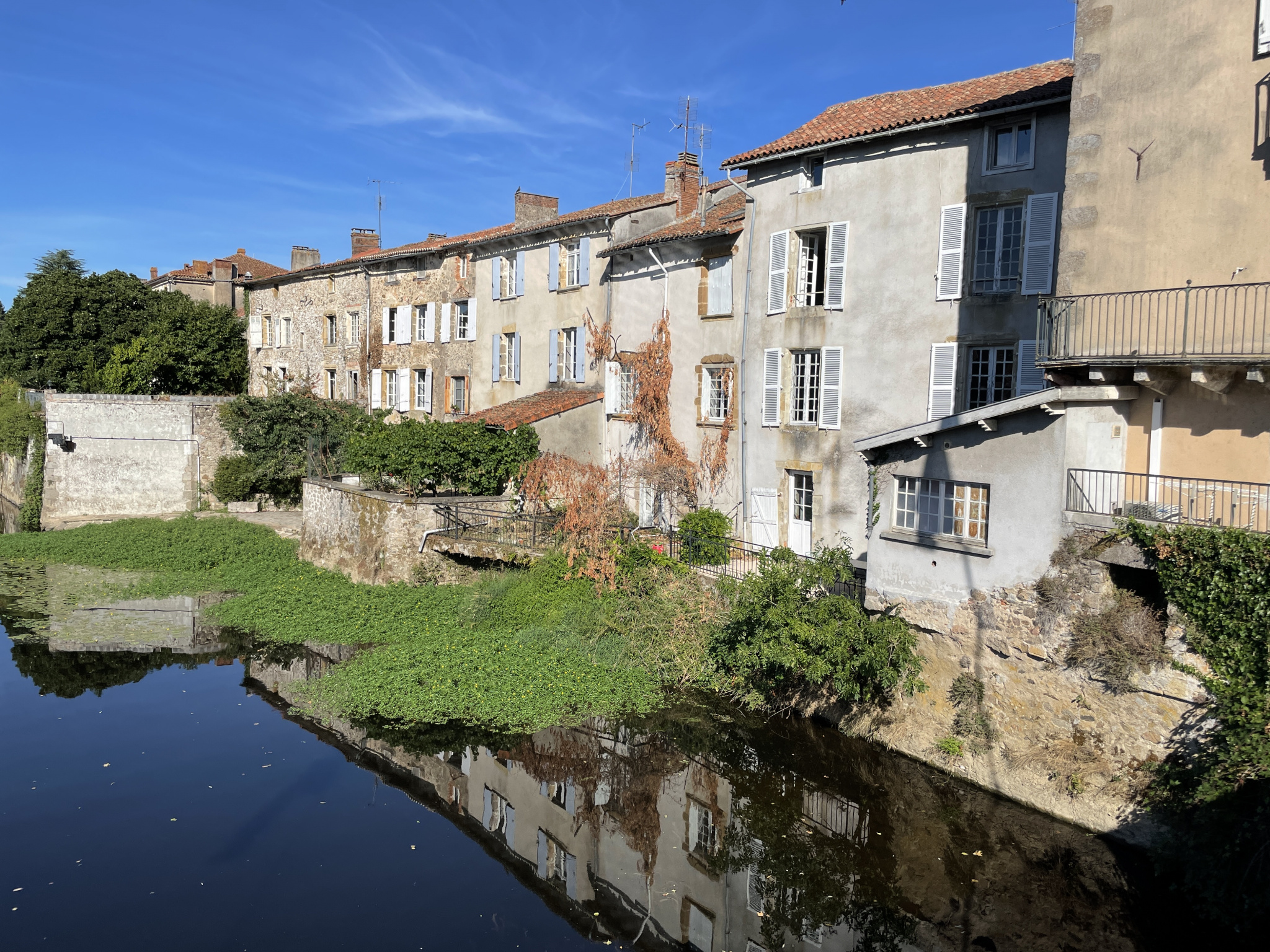 Maison 6 pièces - 117m² - CONFOLENS