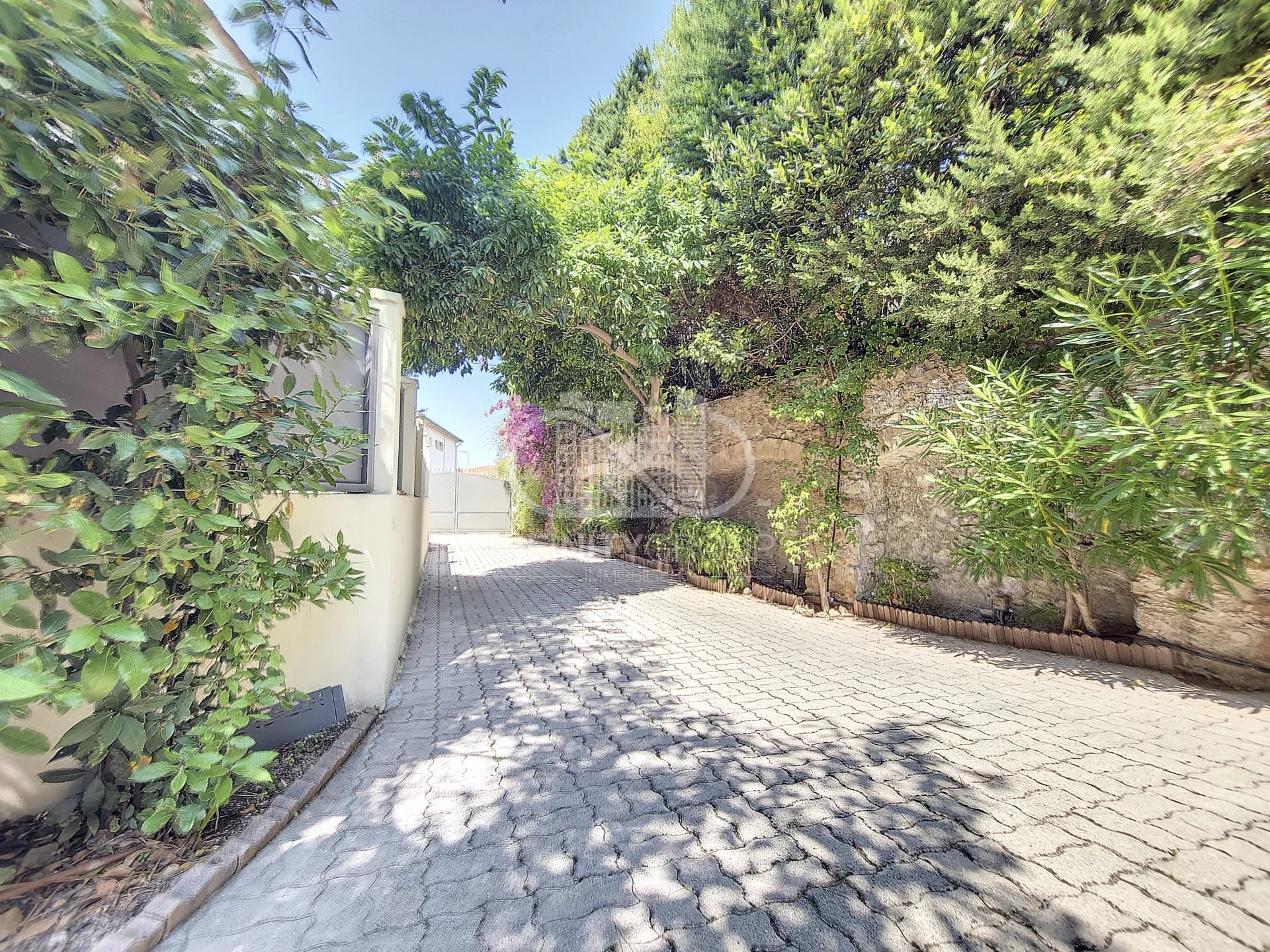 Maison 6 pièces - 320m² - CANNES