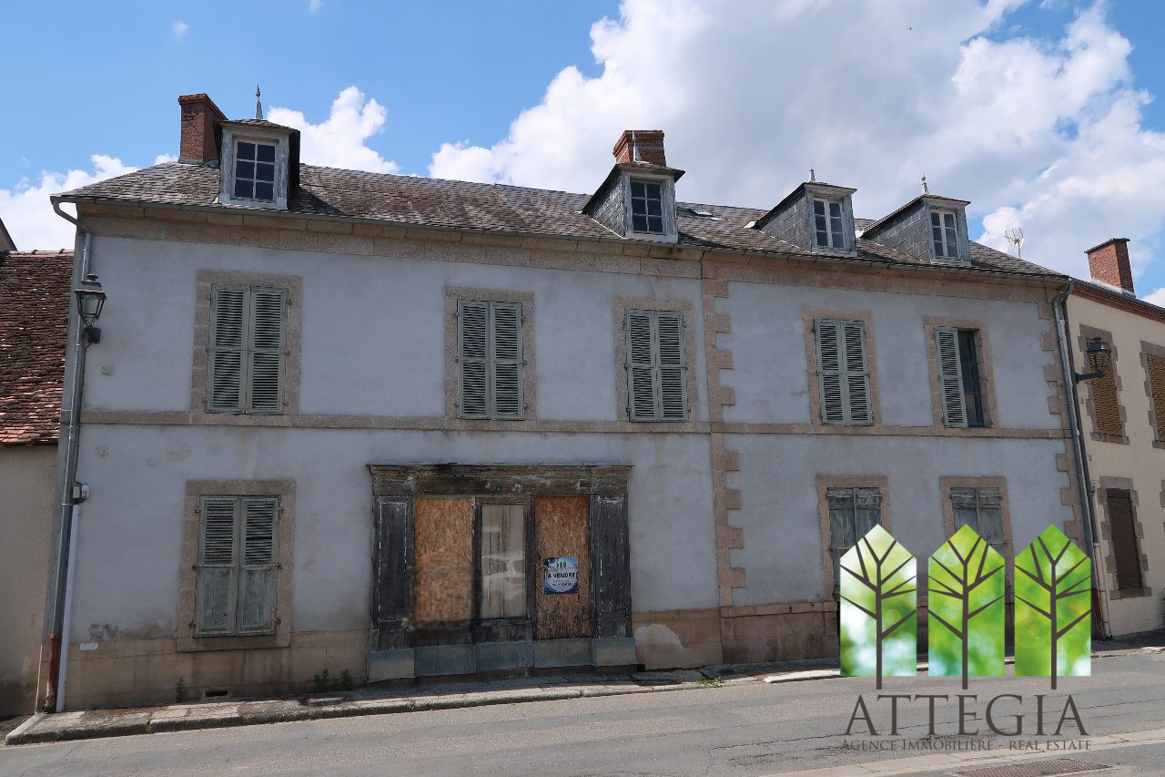 Maison 14 pièces - 300m² - BETETE