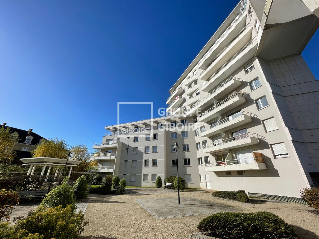 Appartement 4 pièces - 82m² - RENNES