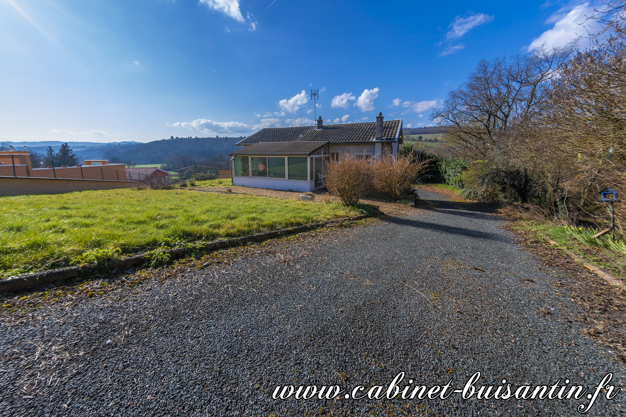 Maison 5 pièces - 90m² - LE BOIS D OINGT