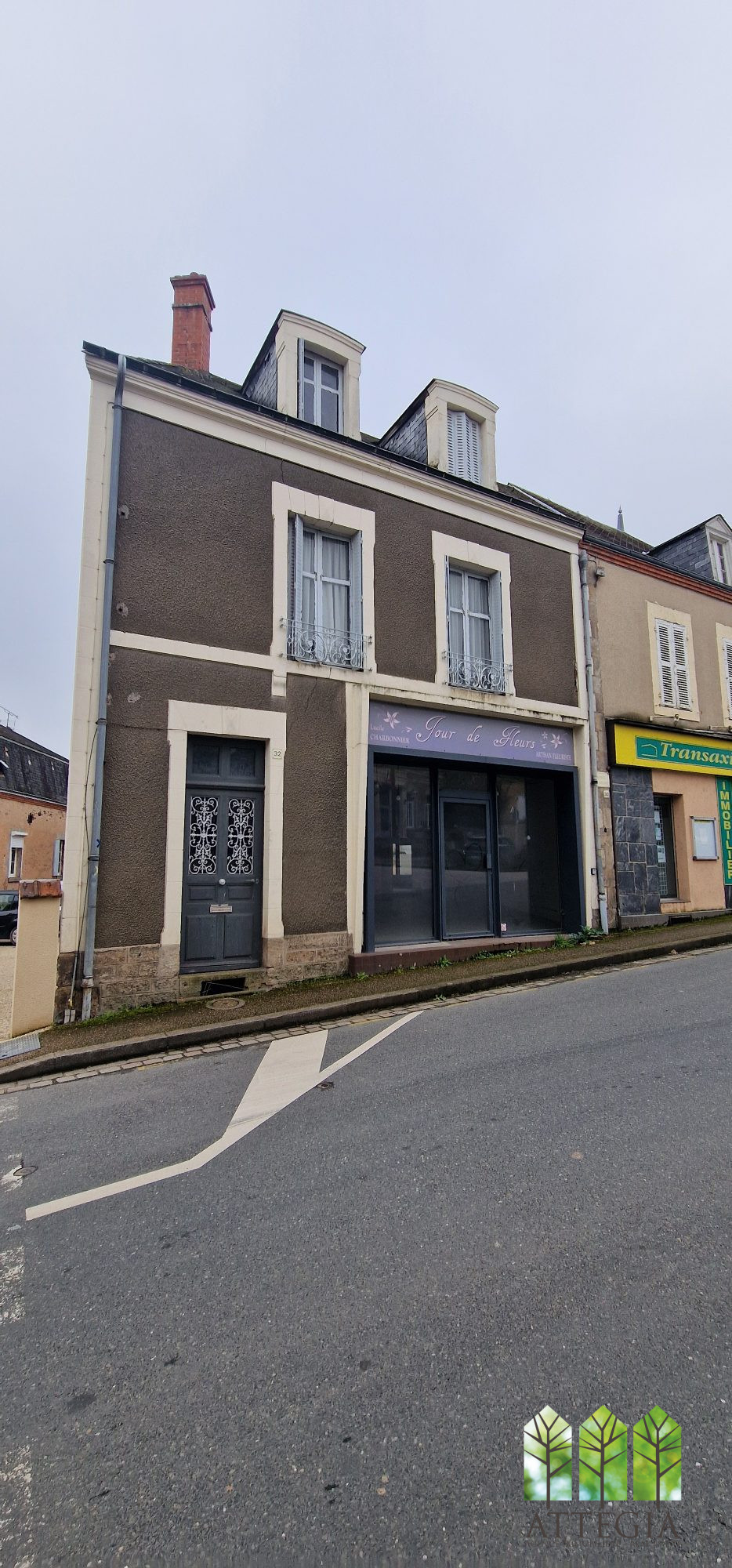 Maison 10 pièces - 327m² - STE SEVERE SUR INDRE