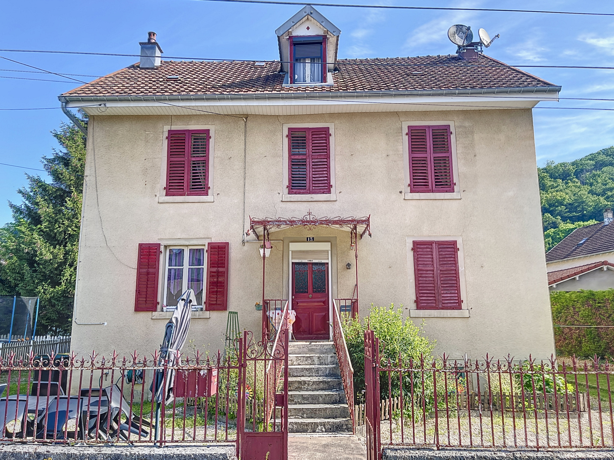 Maison 10 pièces - 220m² - HERIMONCOURT