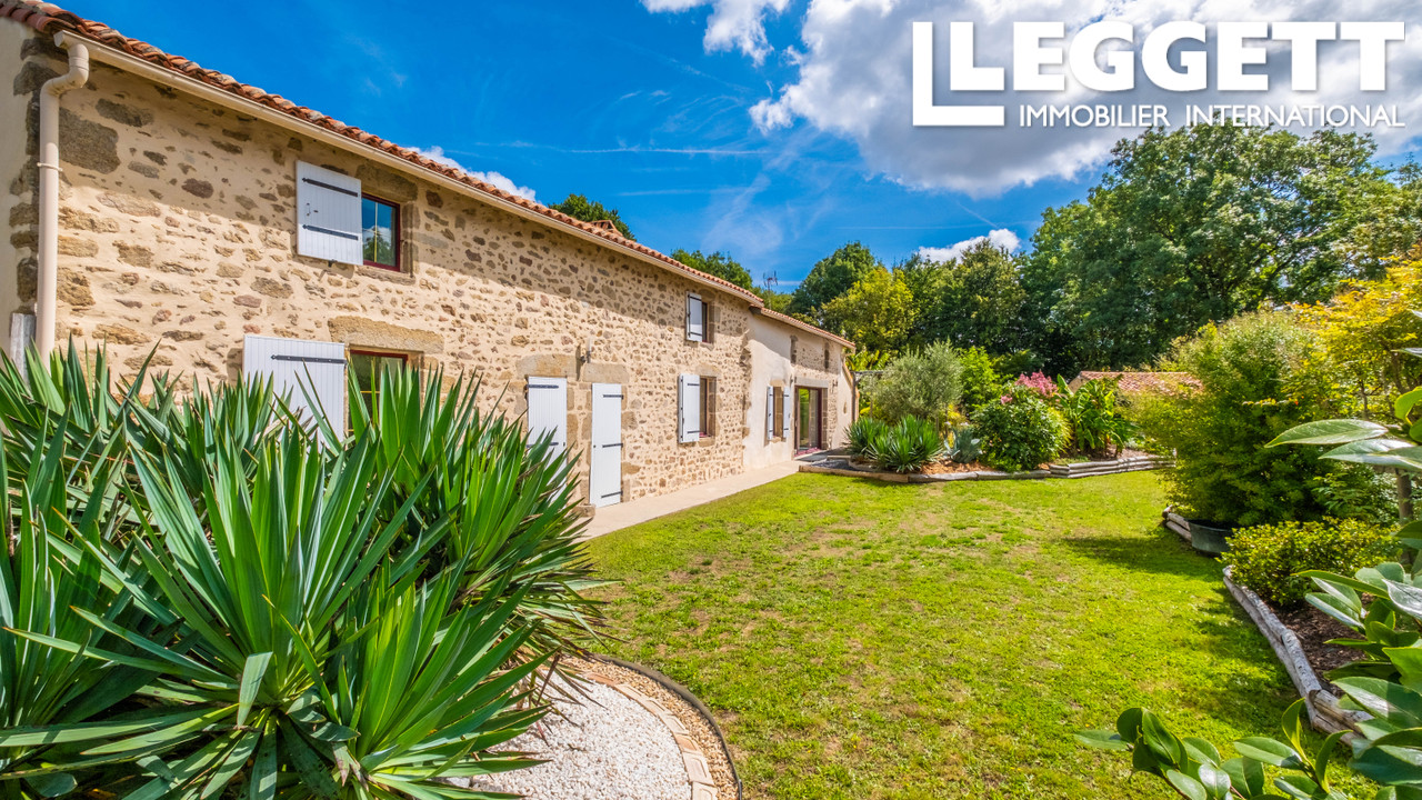 Maison 9 pièces - 180m² - BEAULIEU SOUS BRESSUIRE