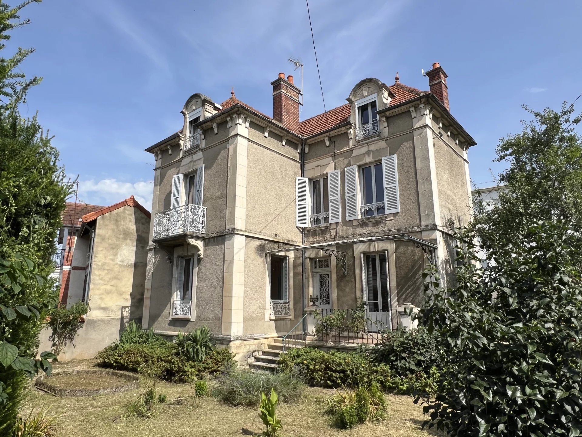 Maison 8 pièces - 112m² - AUXERRE