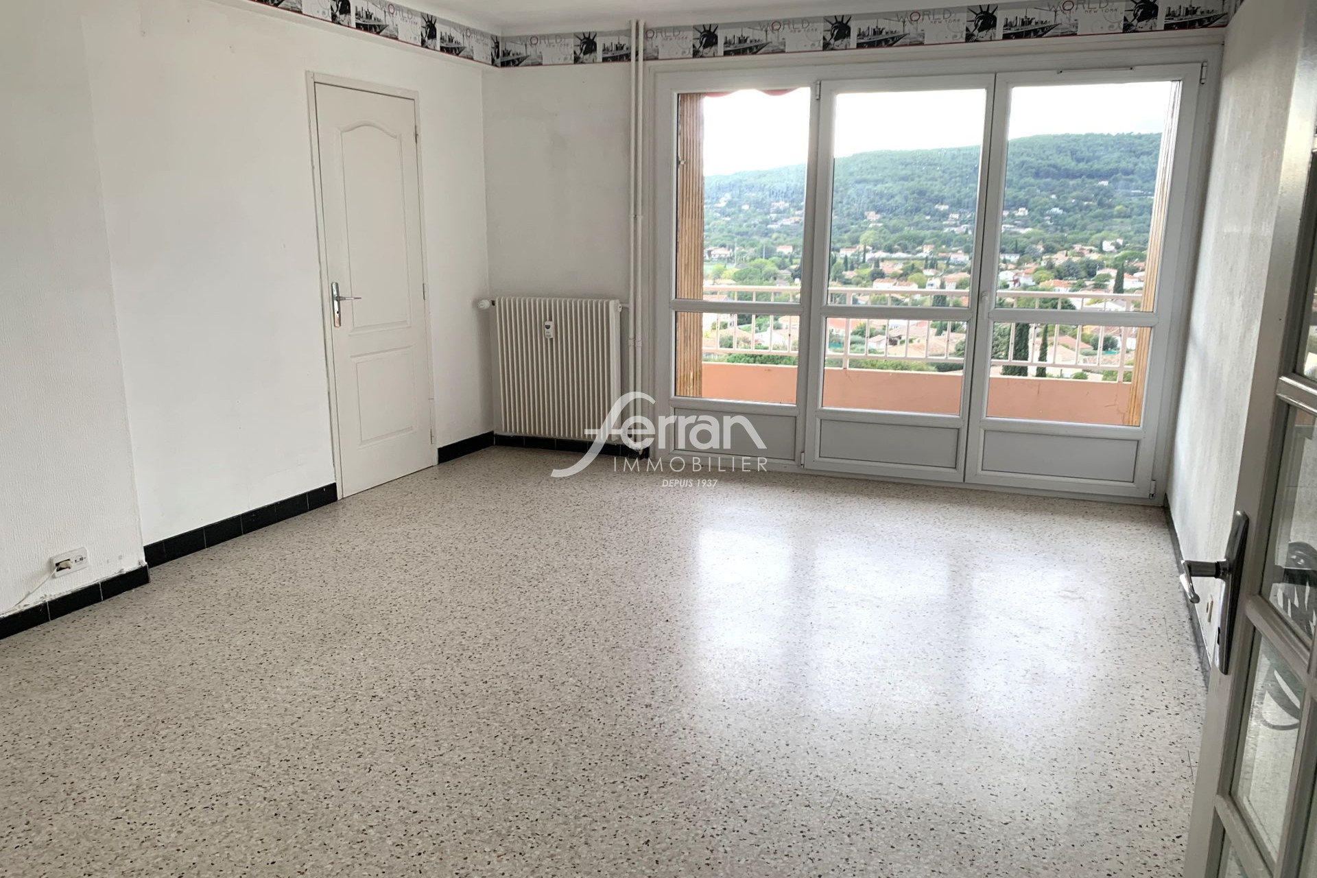 Appartement 4 pièces - 75m² - DRAGUIGNAN