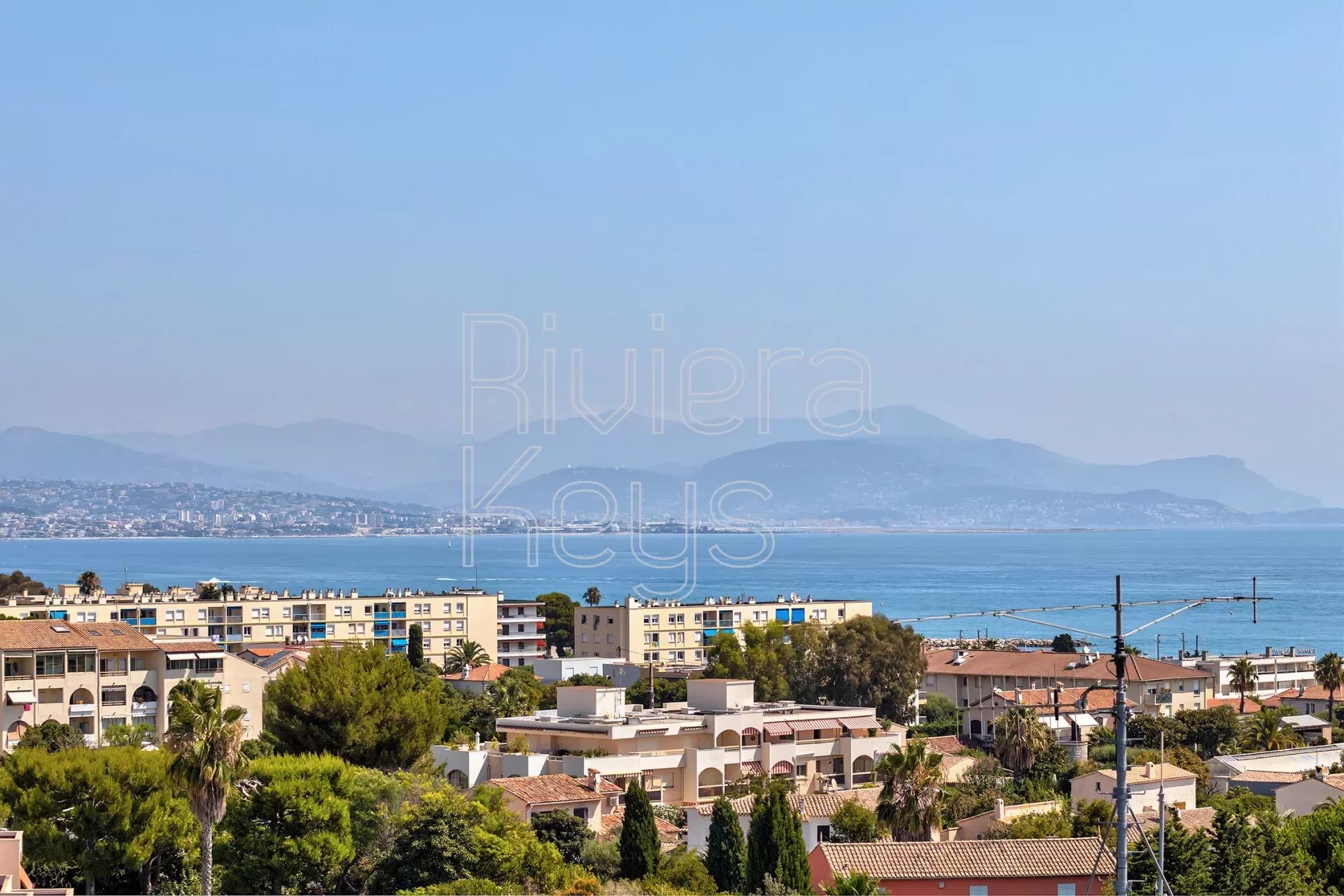 Appartement 5 pièces - 106m² - ANTIBES