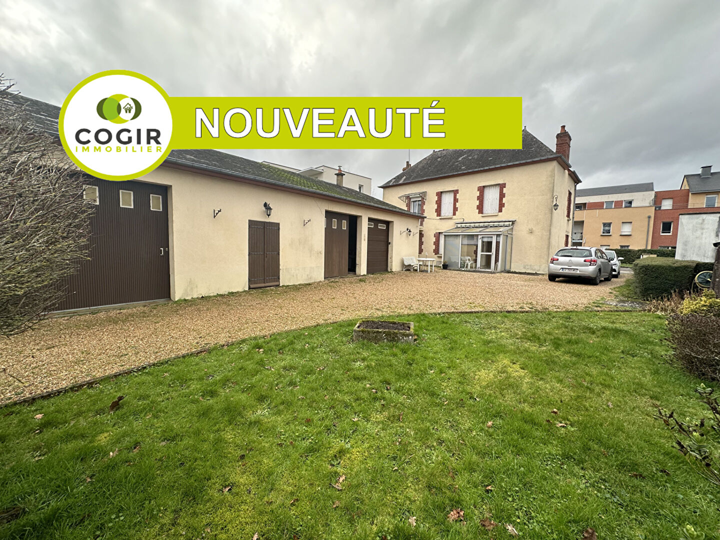 Maison 5 pièces - 120m² - VEZIN LE COQUET