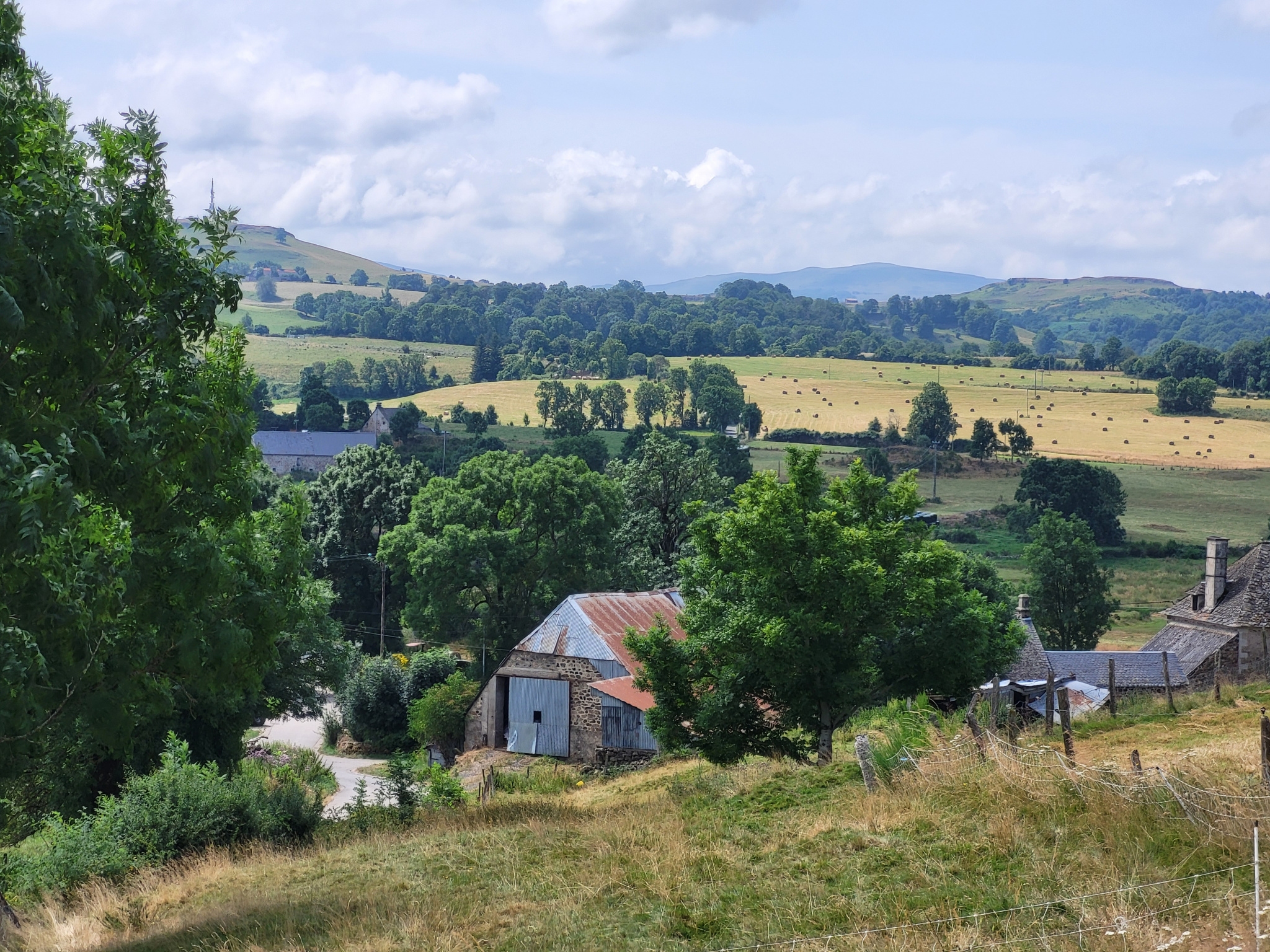 Maison 3 pièces - 300m² - RIOM ES MONTAGNES