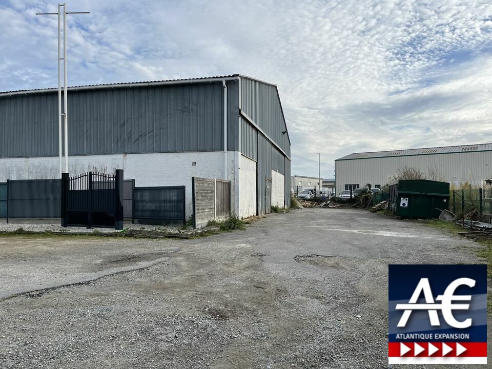 Local industriel  - 800m² - LA BAULE ESCOUBLAC