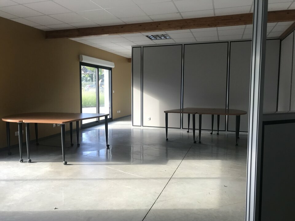 Local industriel  - 336m² - LA VOULTE SUR RHONE