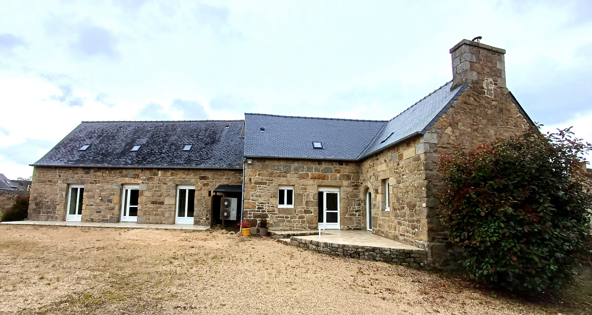 Maison 11 pièces - 220m² - TONQUEDEC