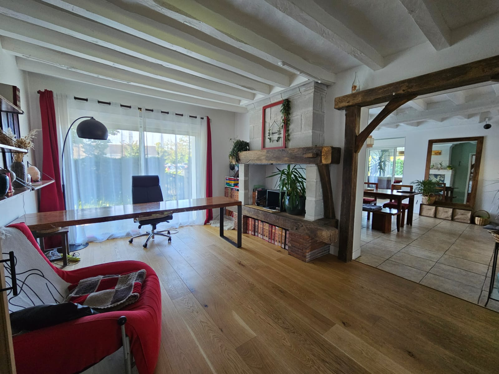 Maison 8 pièces - 240m² - PELLOUAILLES LES VIGNES