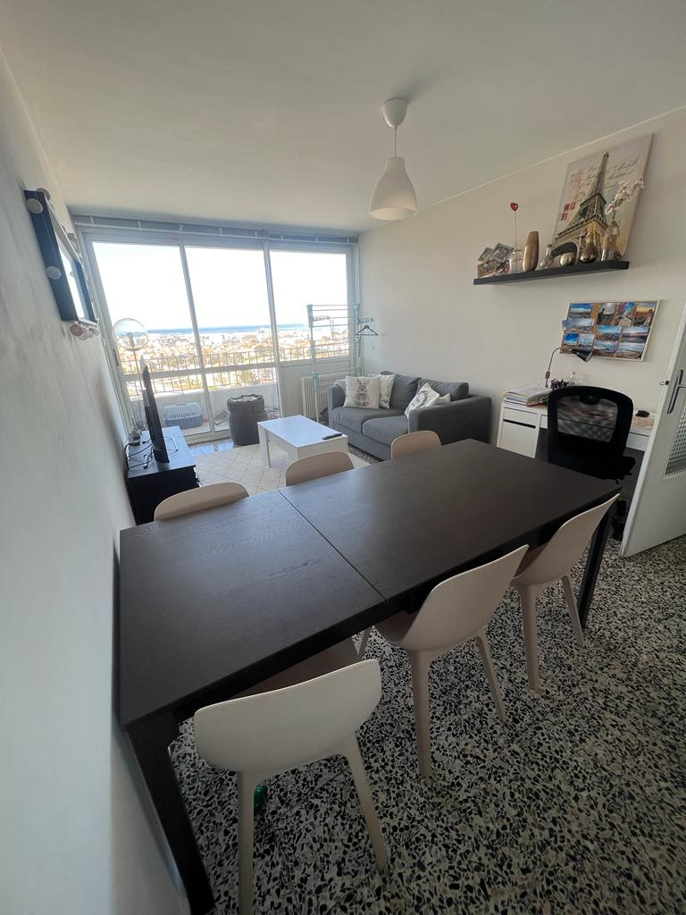 Appartement 3 pièces - 63m² - MARSEILLE  - 9ème