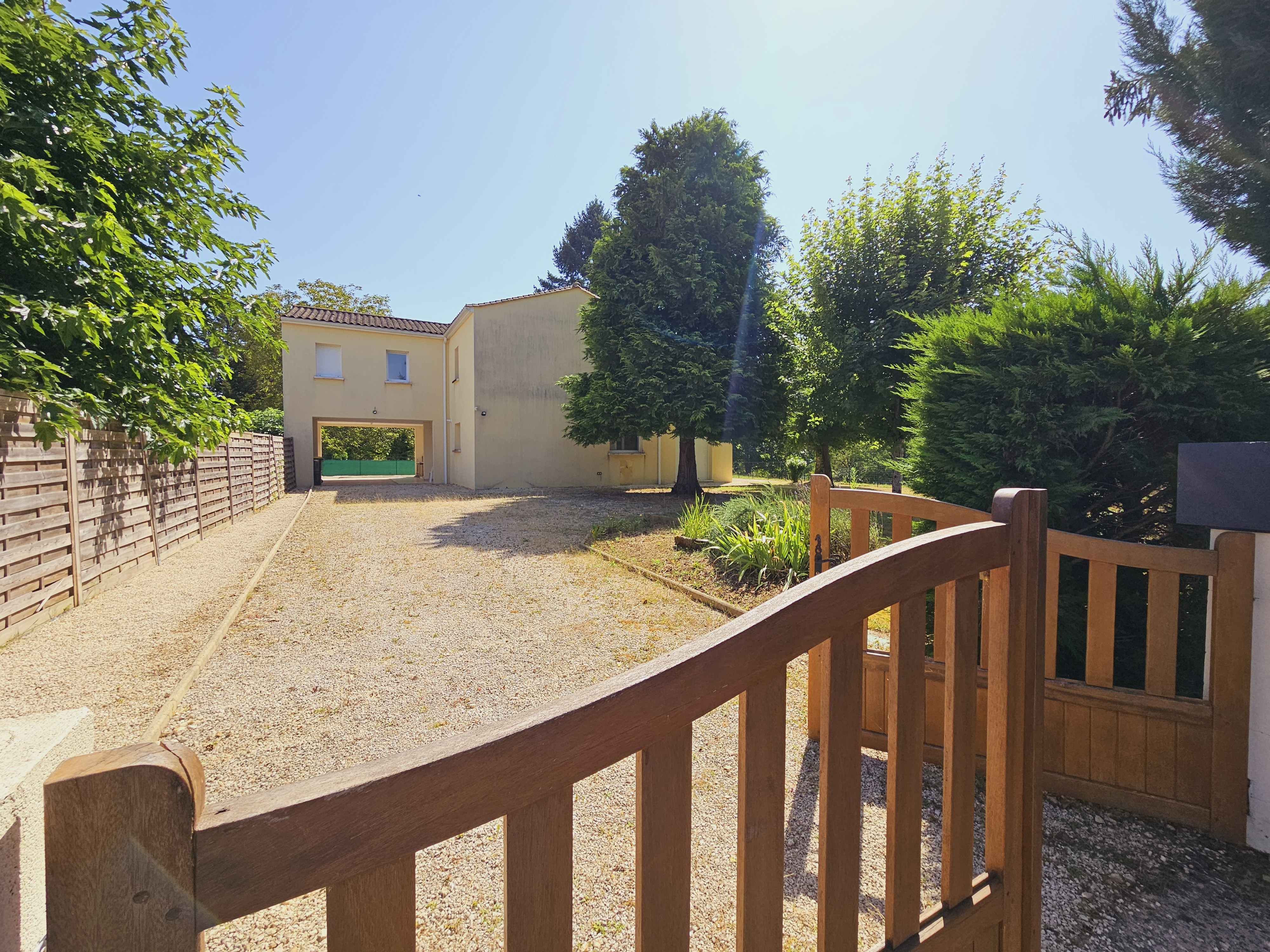 Maison 6 pièces - 180m² - LALINDE