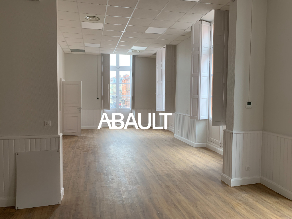 Local Professionnel  - 144m² - TOULOUSE