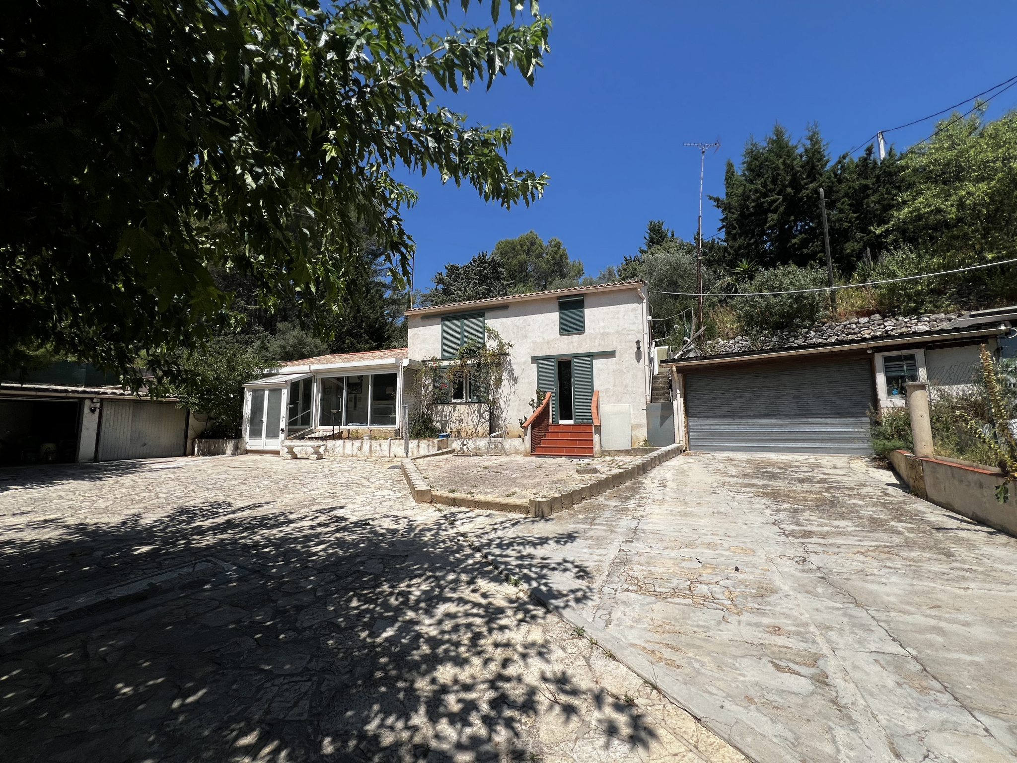 Maison 6 pièces - 202m² - AUBAGNE