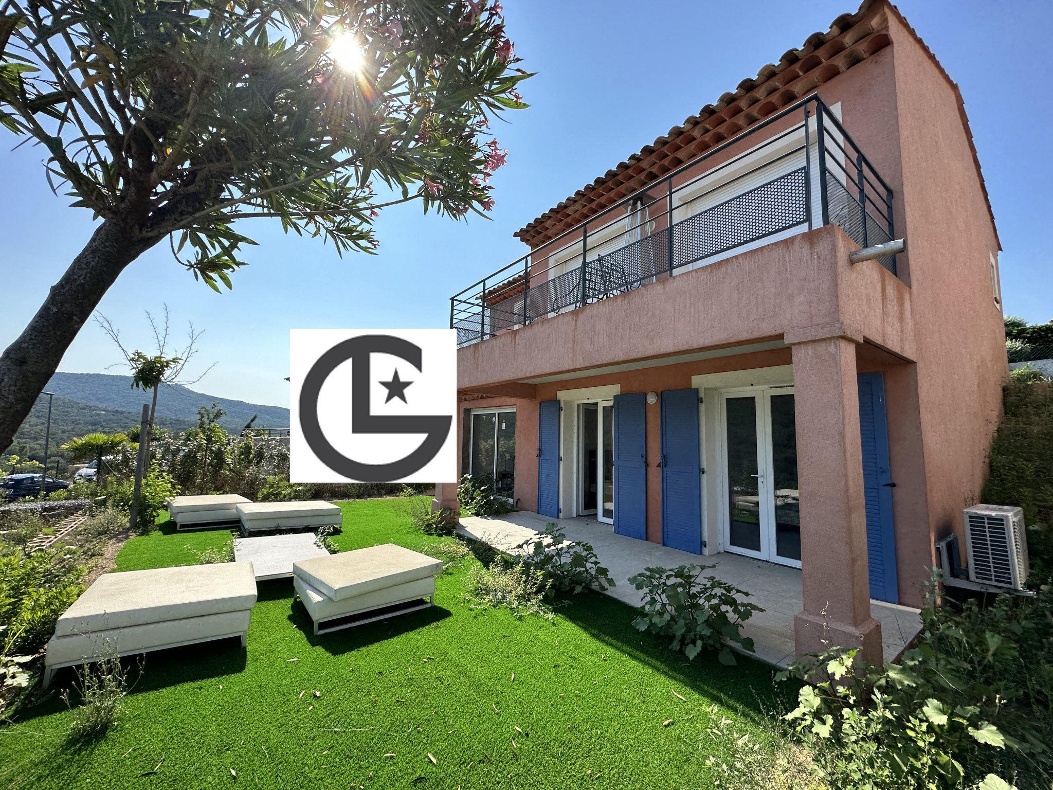 Maison 4 pièces - 87m² - STE MAXIME