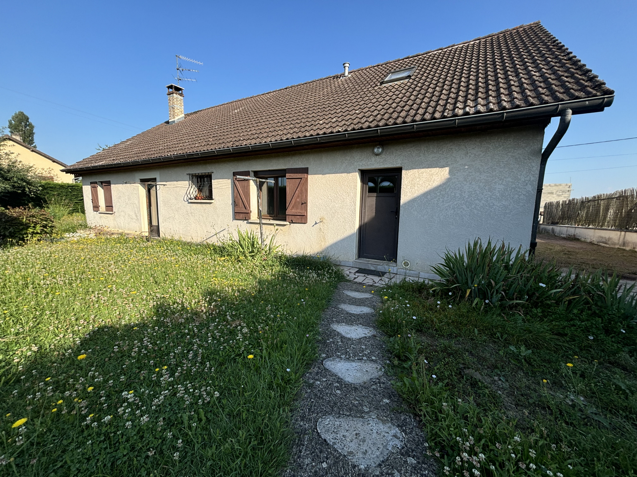 Maison 6 pièces - 100m² - DEMIGNY