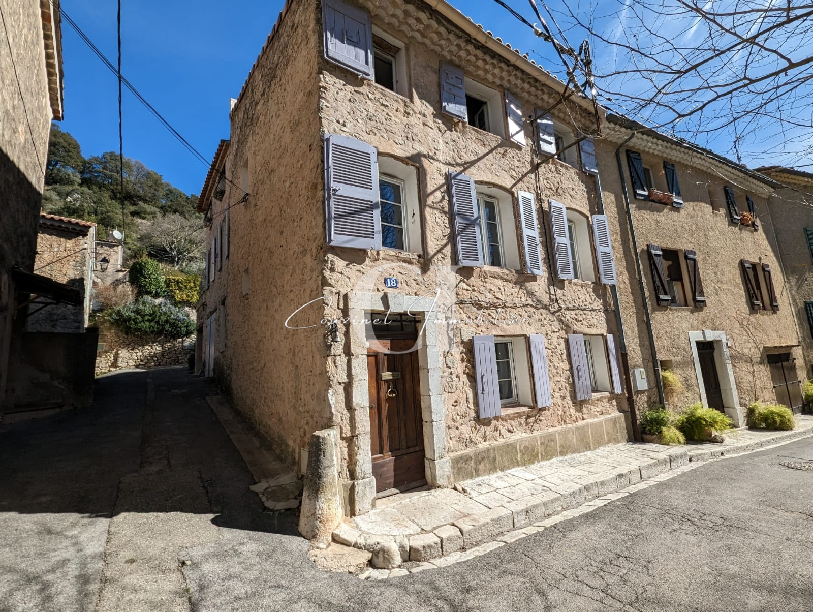 Maison 5 pièces - 188m² - SIGNES