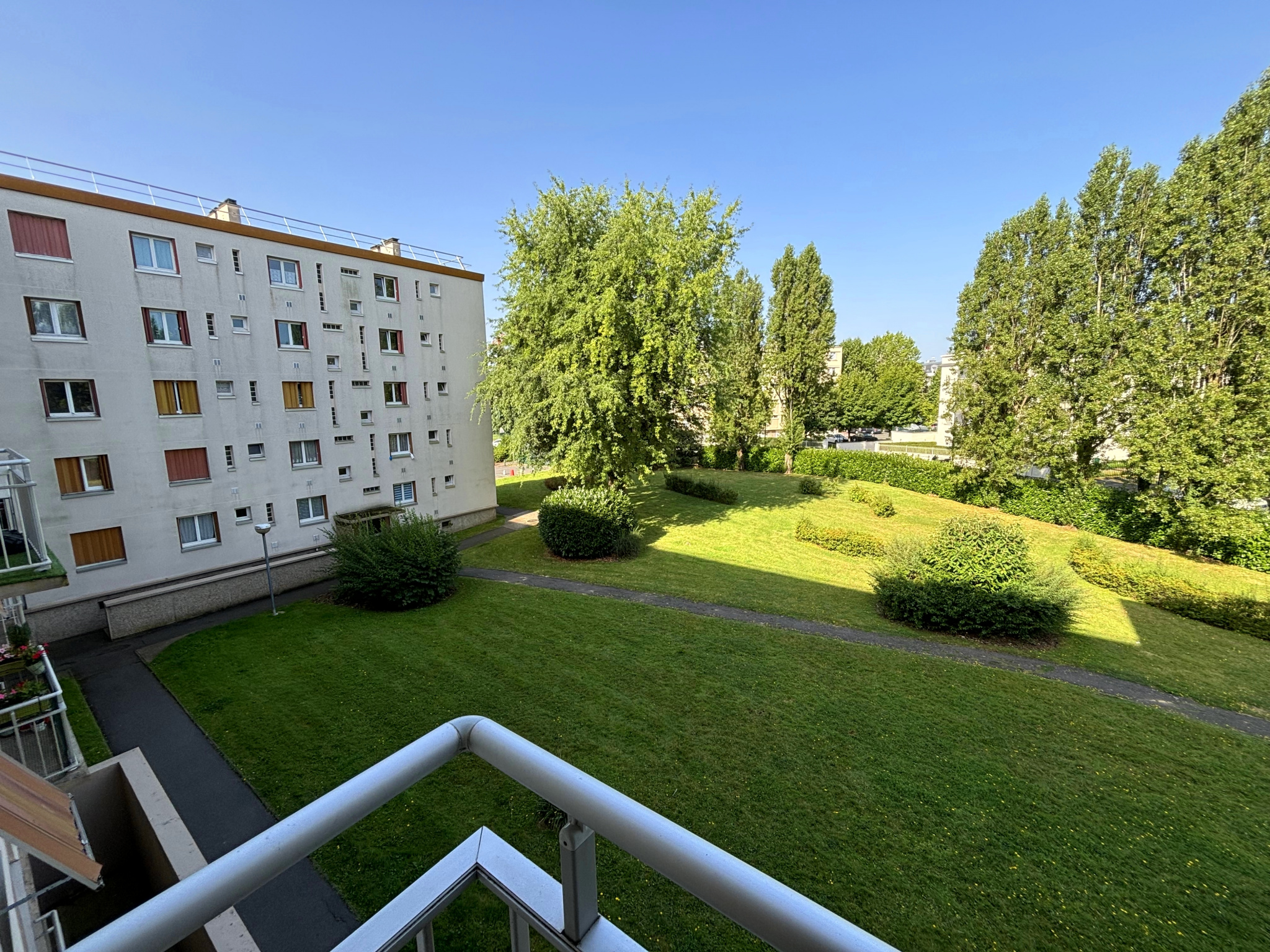 Appartement 3 pièces - 57m² - LE PLESSIS TREVISE