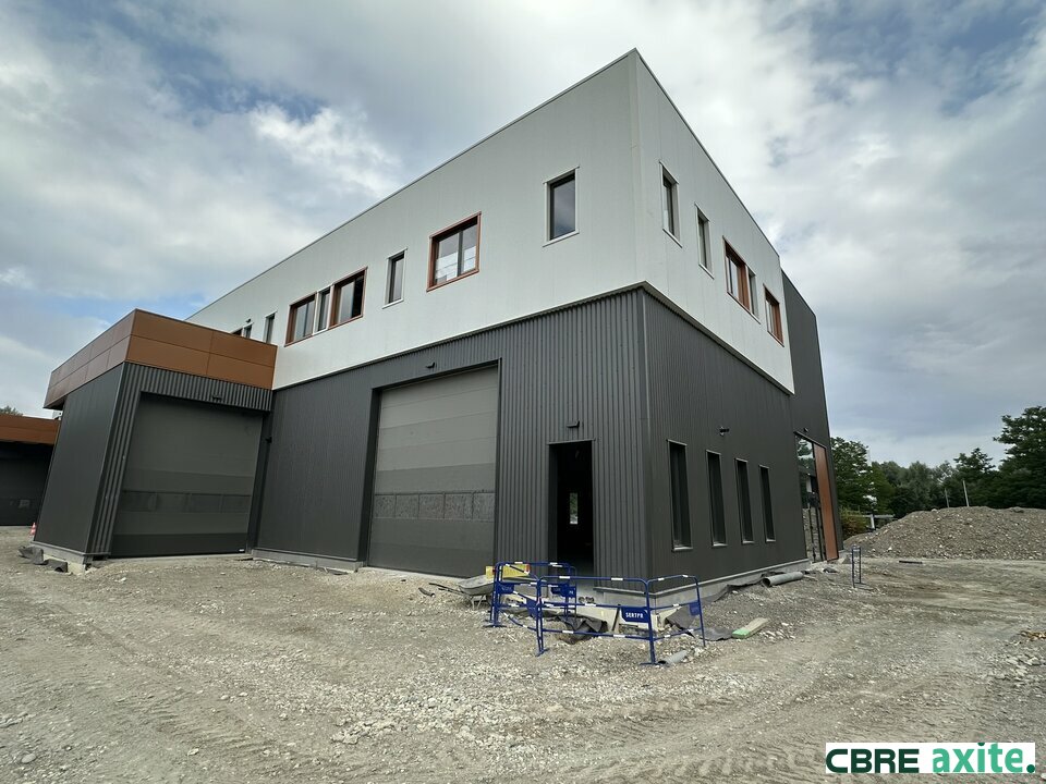 Local industriel  - 350m² - MERY