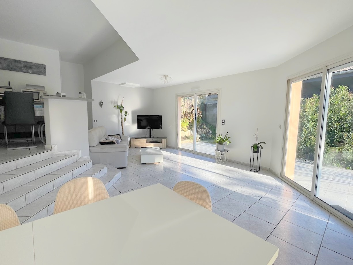 Maison 5 pièces - 105m²