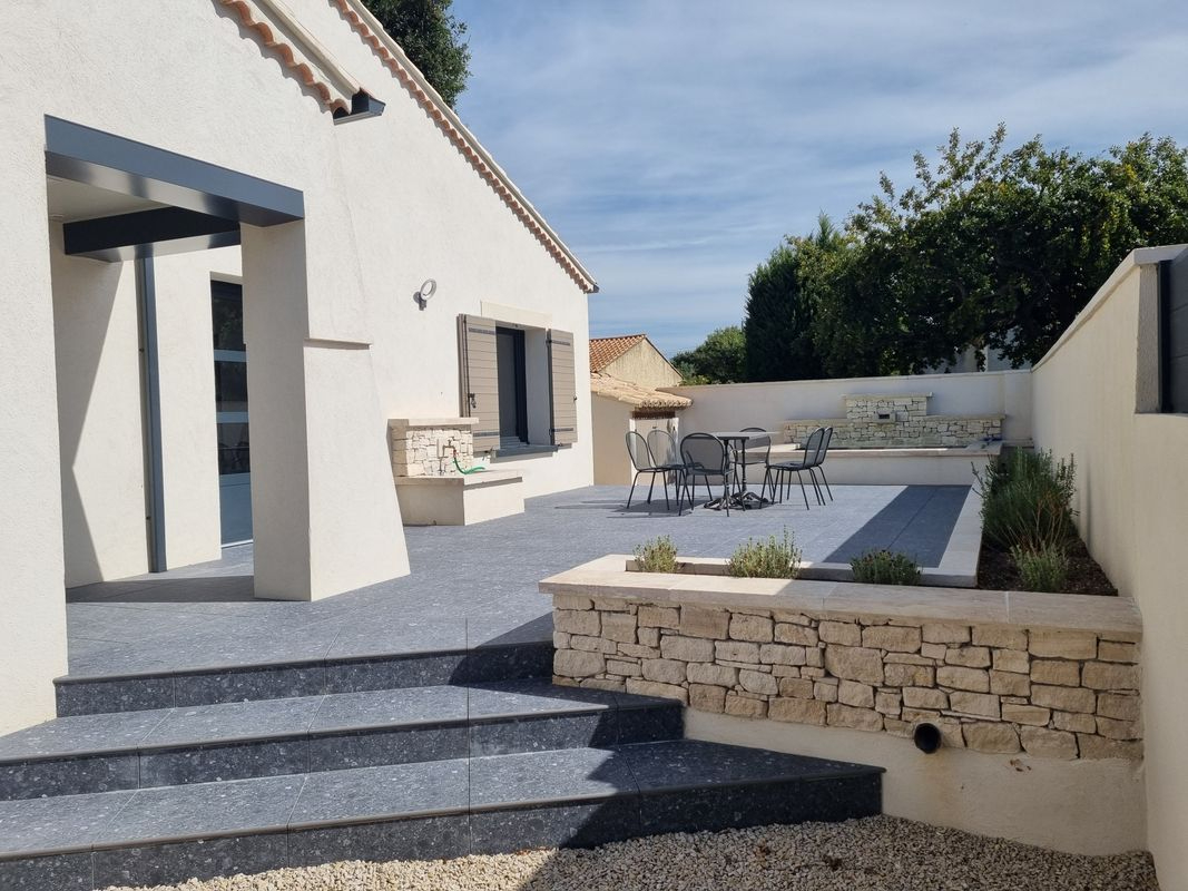 Maison 6 pièces - 120m² - MORIERES LES AVIGNON