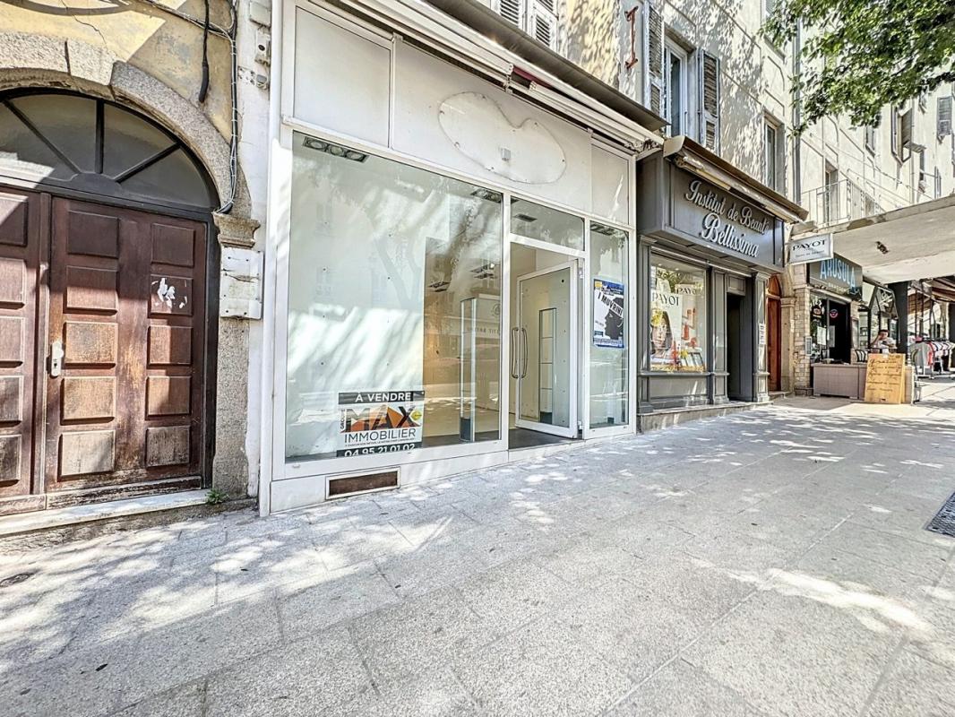 Local commercial  - 52m² - AJACCIO