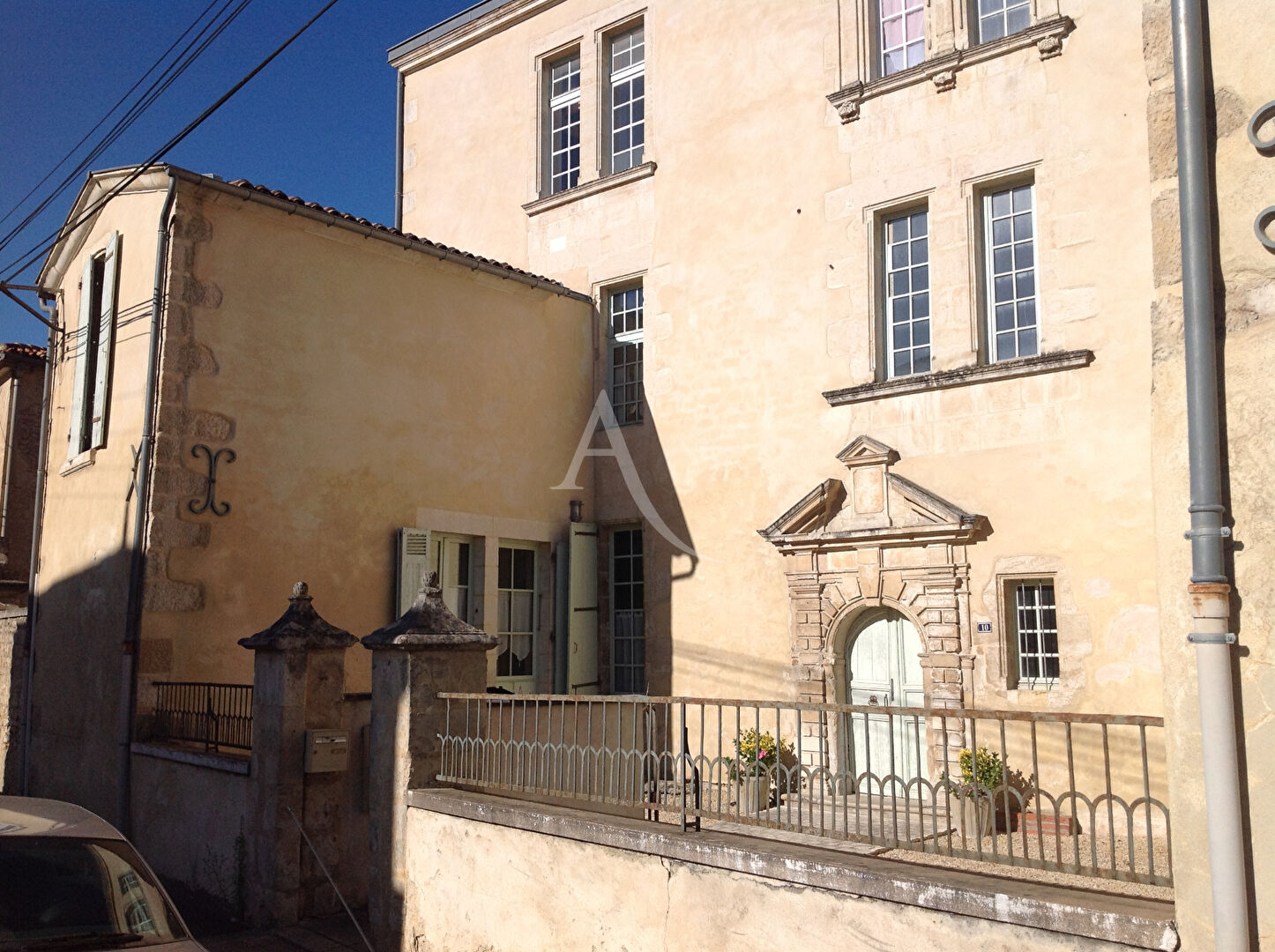 Maison 5 pièces - 117m² - FONTENAY LE COMTE