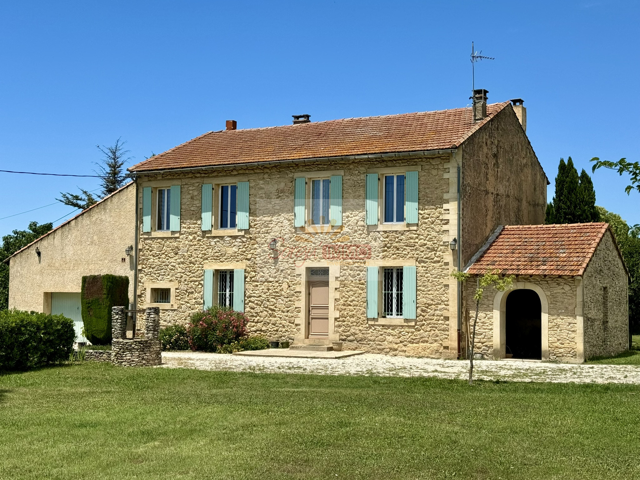 Maison 6 pièces - 195m² - ROBION