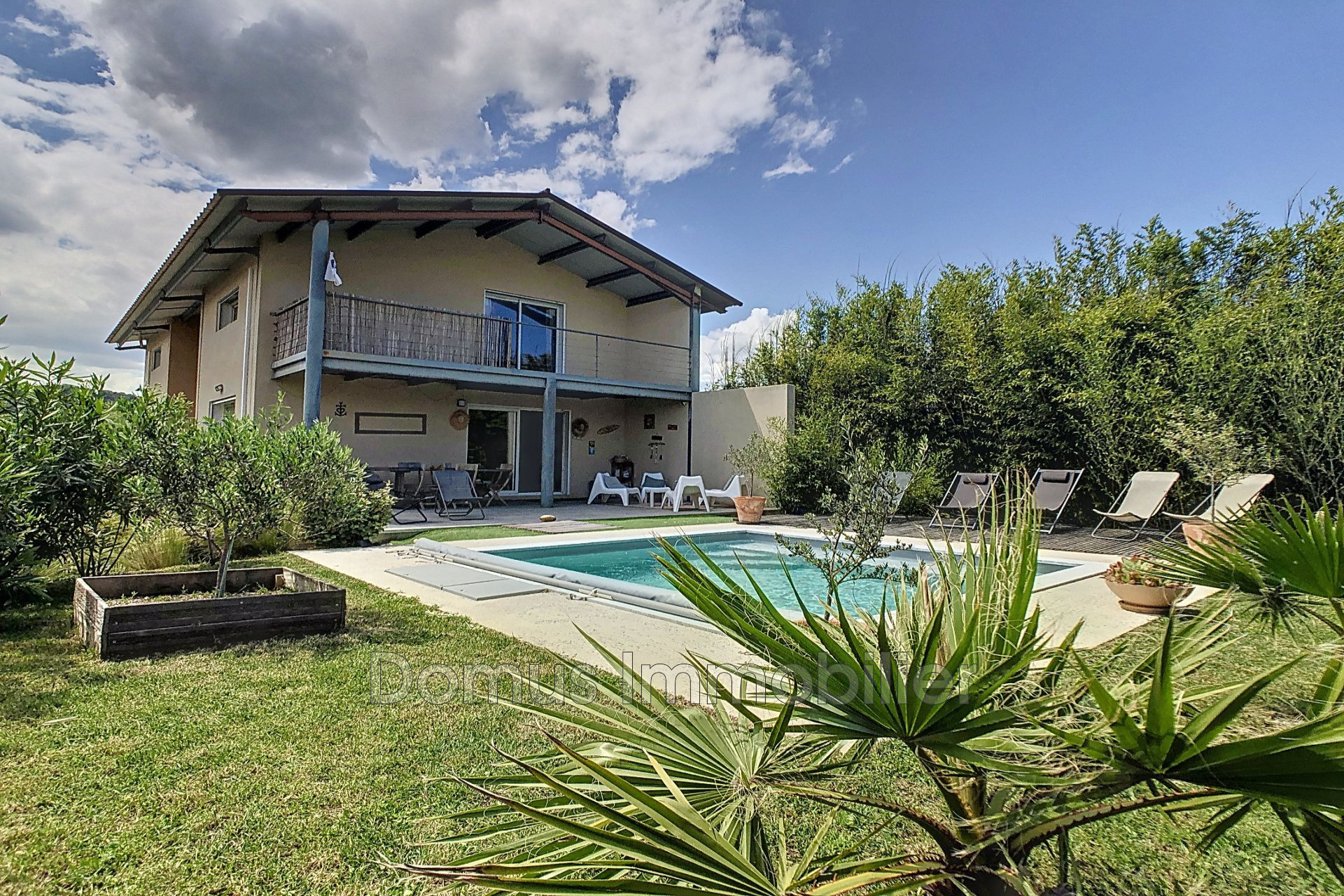 Maison 5 pièces - 170m² - ST SATURNIN LES AVIGNON