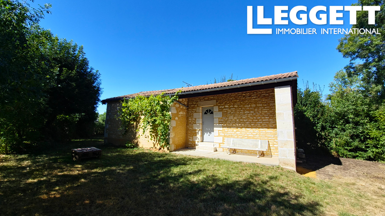 Maison 2 pièces - 50m² - ST SIGISMOND