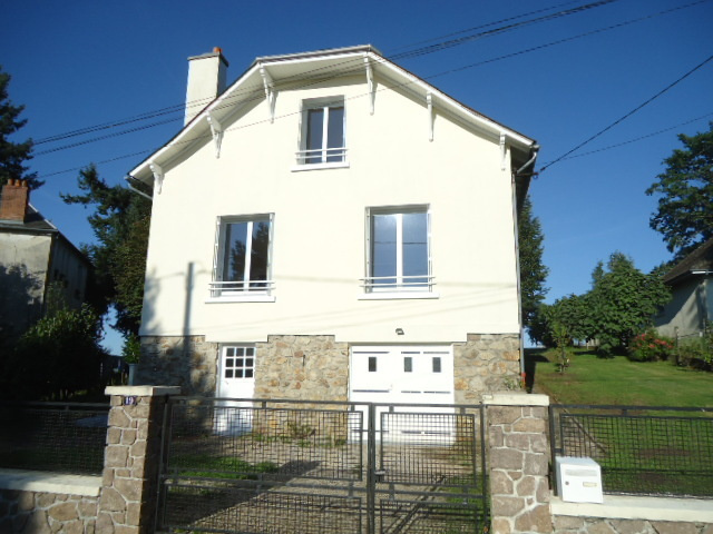 Maison 5 pièces - 96m² - ST SORNIN LAVOLPS