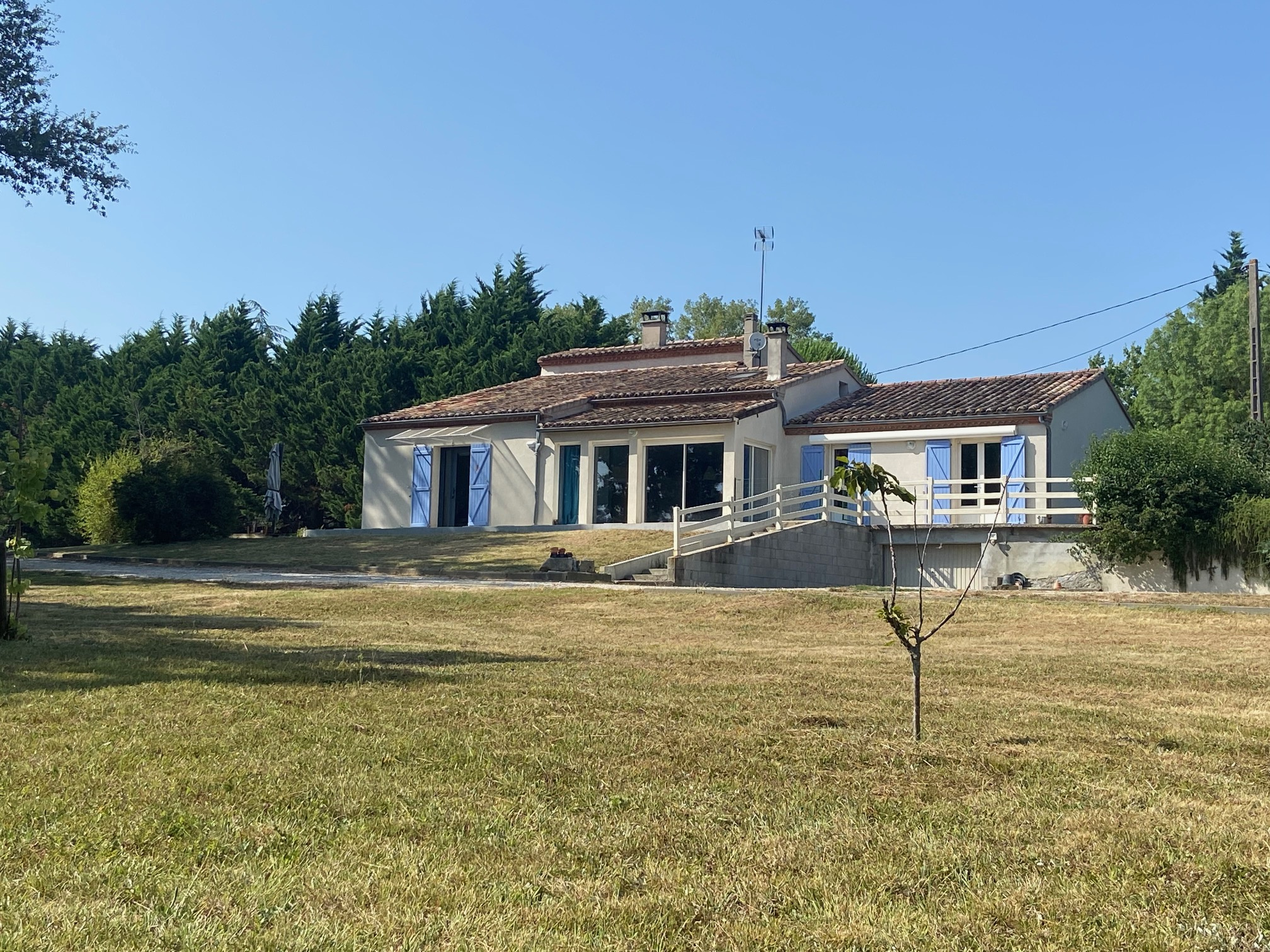 Maison 7 pièces - 242m² - LAVARDAC