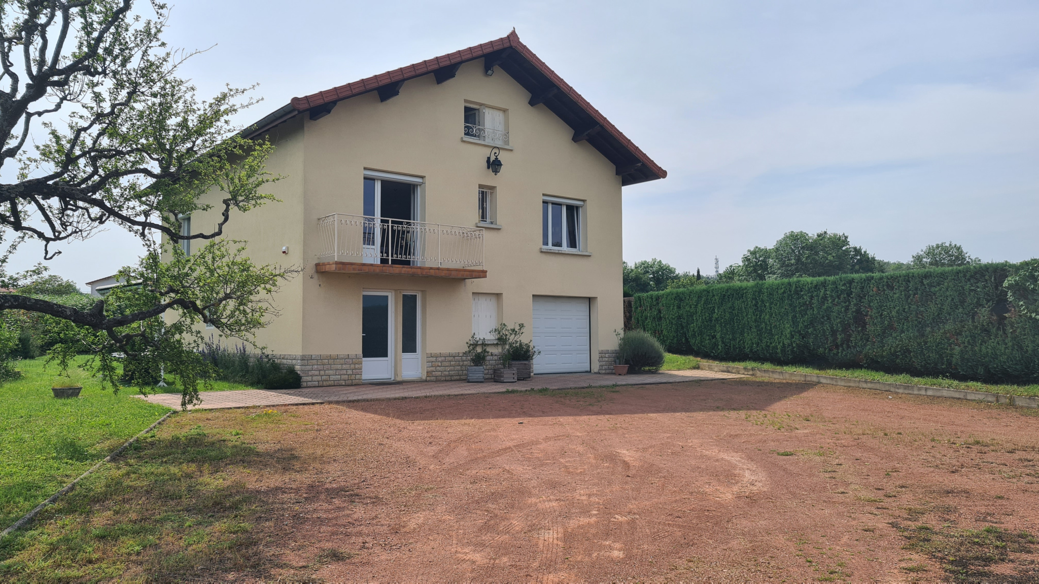 Maison 8 pièces - 160m² - LE COTEAU