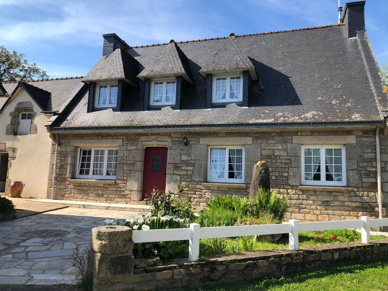 Maison 8 pièces - 142m² - LANGUIDIC