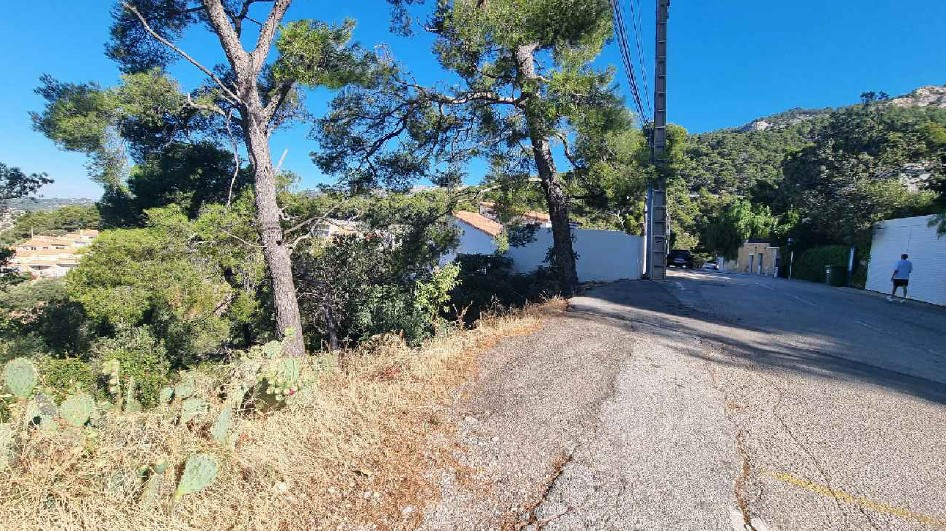 Terrain  - 1 631m² - TOULON