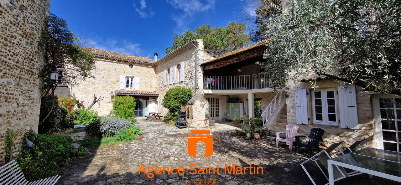 Maison 12 pièces - 348m² - MONTELIMAR