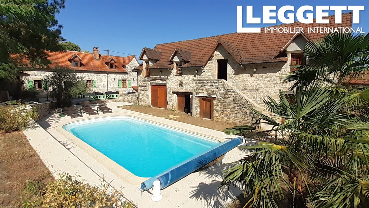 Maison 13 pièces - 250m² - LIMOGNE EN QUERCY