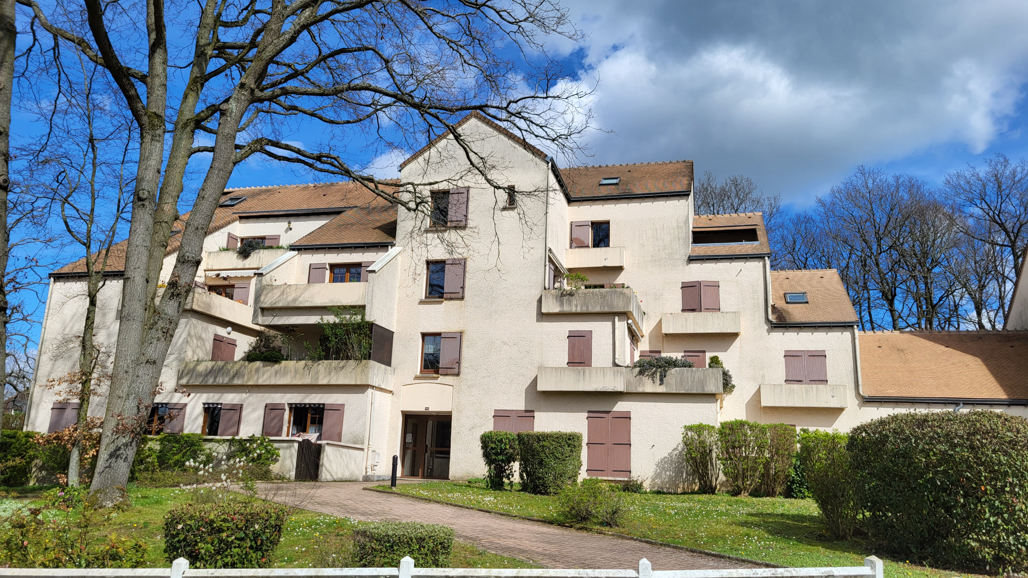 Appartement 3 pièces - 84m² - EVREUX