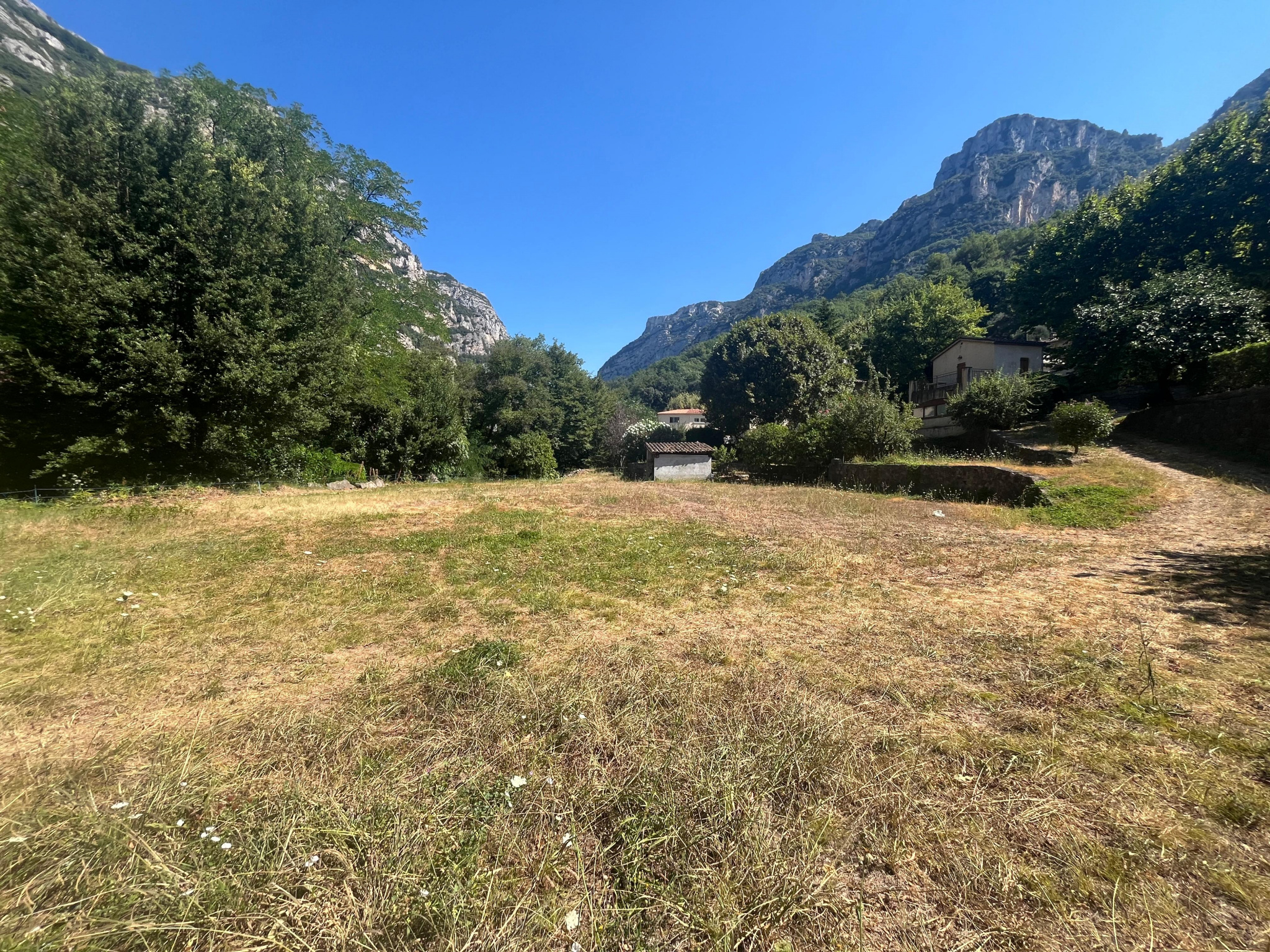 Terrain  - 1 200m² - TOURRETTES SUR LOUP