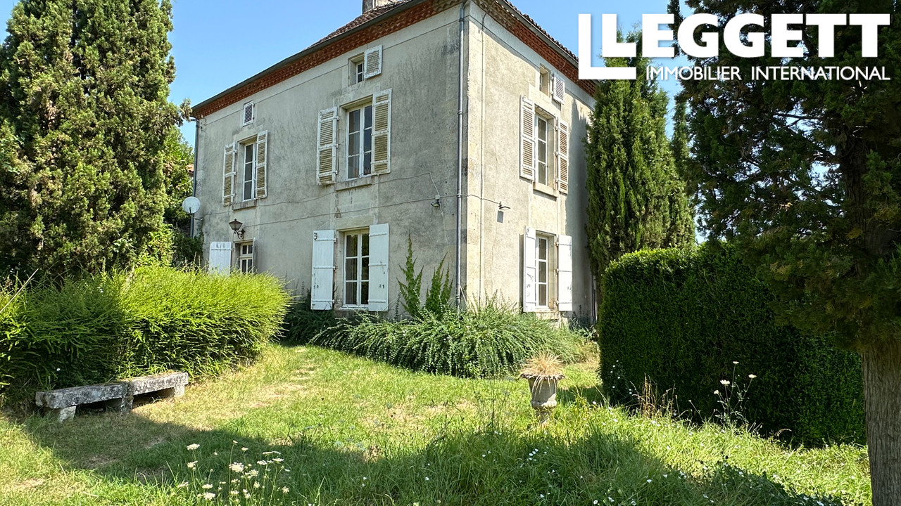 Maison 8 pièces - 300m² - CHANCELADE